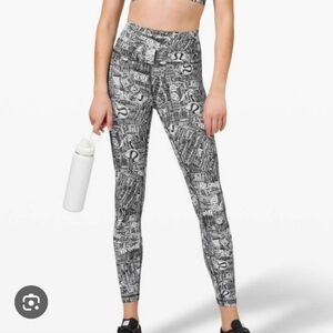 Lululemon Black and White Patterned Leggings Sz 8